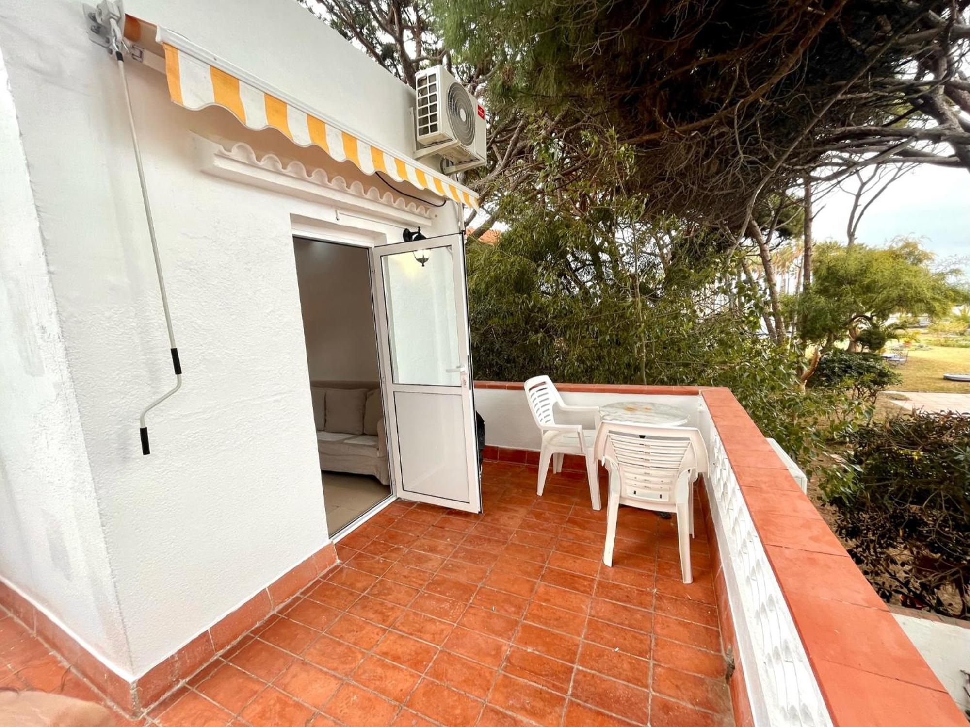 Nuevos Apartamentos Frente Al Mar Y A La Playa Castelldefels Zewnętrze zdjęcie
