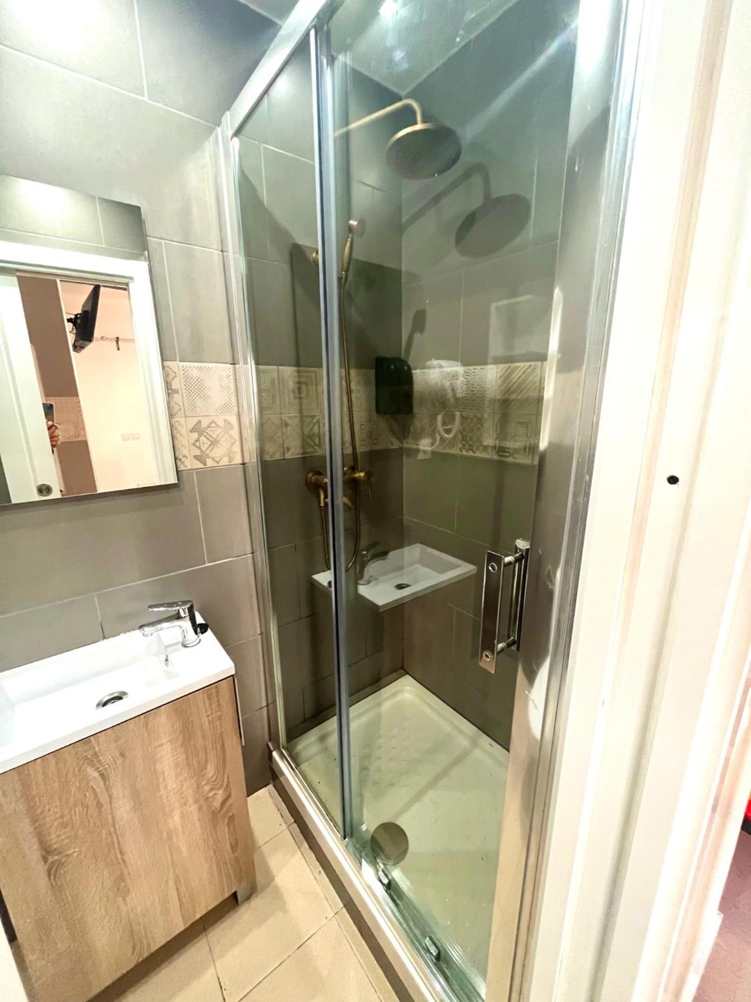 Nuevos Apartamentos Frente Al Mar Y A La Playa Castelldefels Zewnętrze zdjęcie