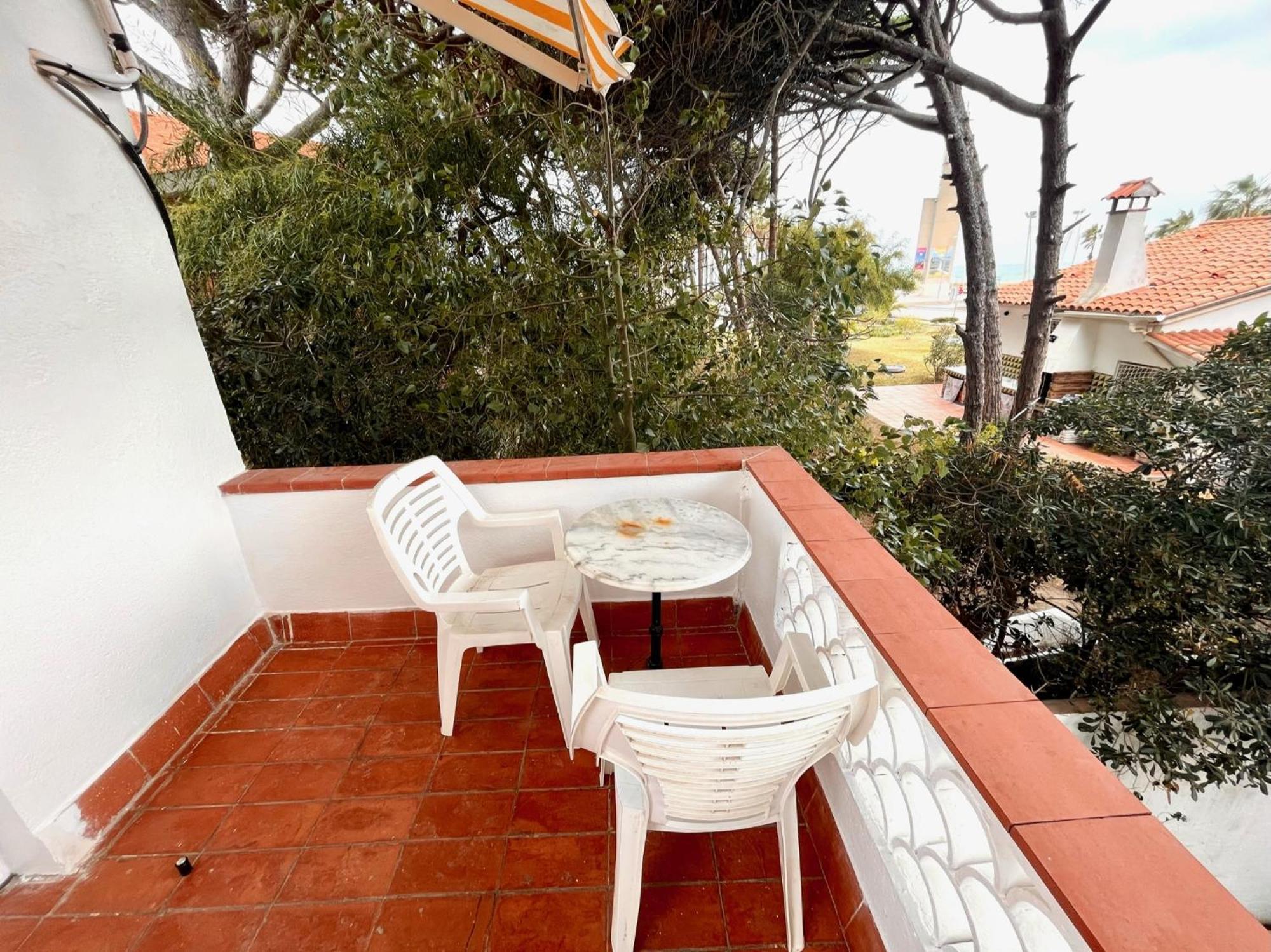 Nuevos Apartamentos Frente Al Mar Y A La Playa Castelldefels Zewnętrze zdjęcie